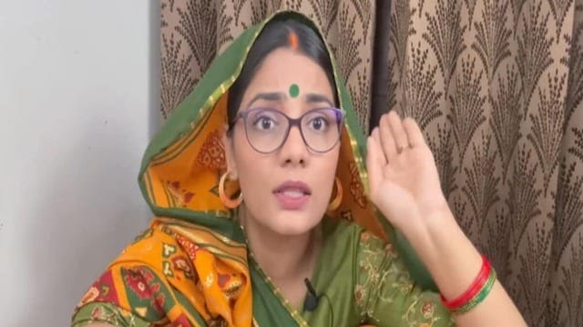 लोक गायिका नेहा सिंह राठौर को हाईकोर्ट से झटका, एफआईआर को चुनौती देने वाली याचिका खारिज..याचिका खारिज होने के बाद नेहा सिंह राठौर का बयान सामने…