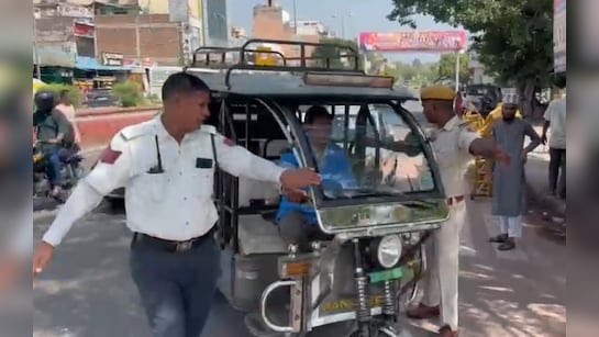 Jaipur News: जयपुर में अवैध ई-रिक्शा के खिलाफ ट्रैफिक पुलिस का एक्शन, 120 से ज्यादा ई-रिक्शा जब्त ,बिना दस्तावेज के जयपुर में चल रहे थे