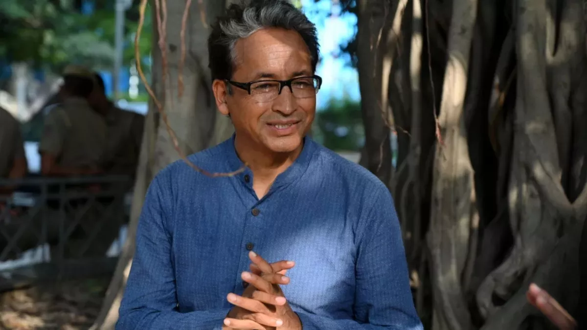 कौन है सोनम वांगचुक , कैसे थ्री एडिट्स का हीरो विलेन बन गया ?? जाने पूरी इनकी जीवनी की कहानी