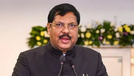 जूता फेंकने की घटना पर सीजेआई बीआर गवई बोले " जो भी हुआ उससे मैं बहुत स्तब्ध हूं"..जूता फेंकने वाले वकील की बार एसोसिएशन मेंबरशिप खत्म , बेंगलुरु में FIR