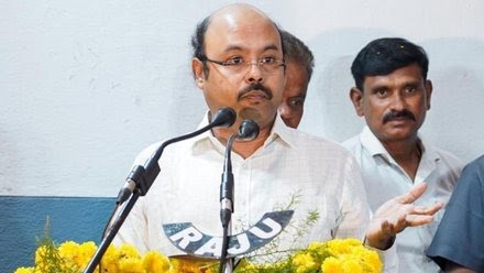 कर्नाटक के मुख्यमंत्री सिद्धारमैया के बेटे यतींद्र सिद्धारमैया ने राष्ट्रीय स्वयंसेवक संघ (RSS) की तुलना तालिबान से की है और बैन की मांग की ,इस पर बीजेपी ने विरोध व्यक्त किया , बोली- कांग्रेस नेताओं की अजीबोगरीब मानसिकता