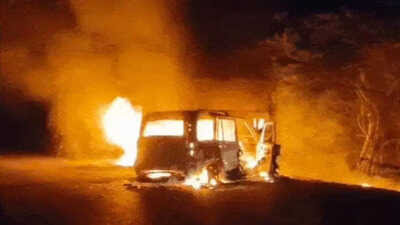 Rajasthan : बालोतरा में भीषण सड़क हादसा, स्कॉर्पियो-ट्रेलर में आमने-सामने की भिड़ंत, 4 दोस्तो की जिंदा जलने से दर्दनाक मौत, एक गंभीर घायल