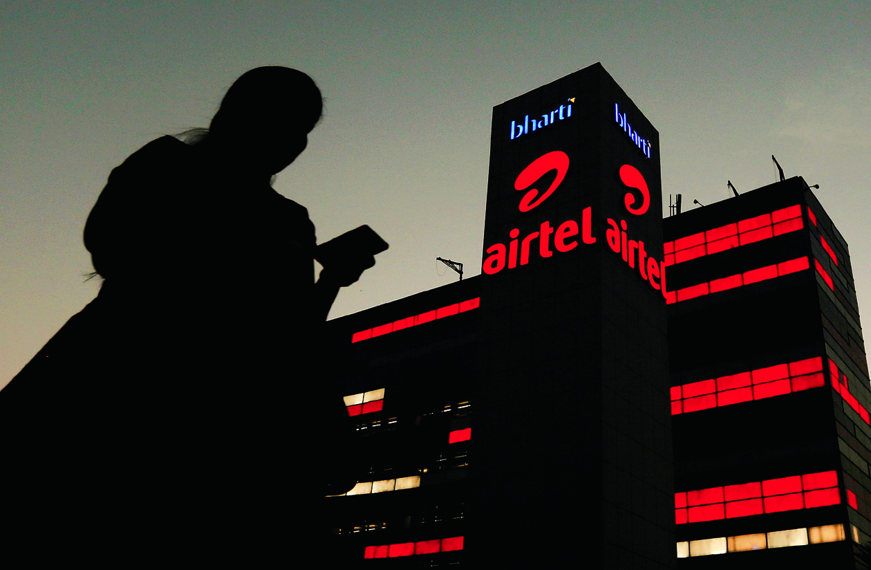 देश की 10 सबसे बड़ी कंपनियों में से 6 की वैल्यू बीते हफ्ते के कारोबार में 64,734.46 करोड़ रुपए घटी