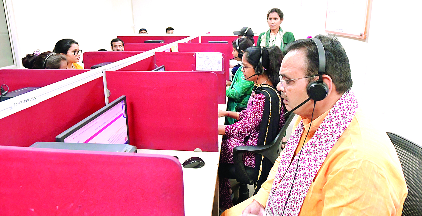 राजस्थान संपर्क हेल्पलाइन 181 पर पहुंचे मुख्यमंत्री भजनलाल शर्मा, बोले- मैं भजनलाल शर्मा, बताईए मैं आपकी क्या मदद कर सकता हूं...