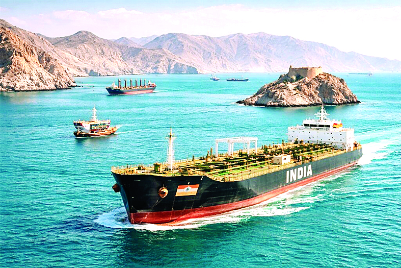 होर्मुज में नाकाबंदी, भारत के 15 जहाज फंसे