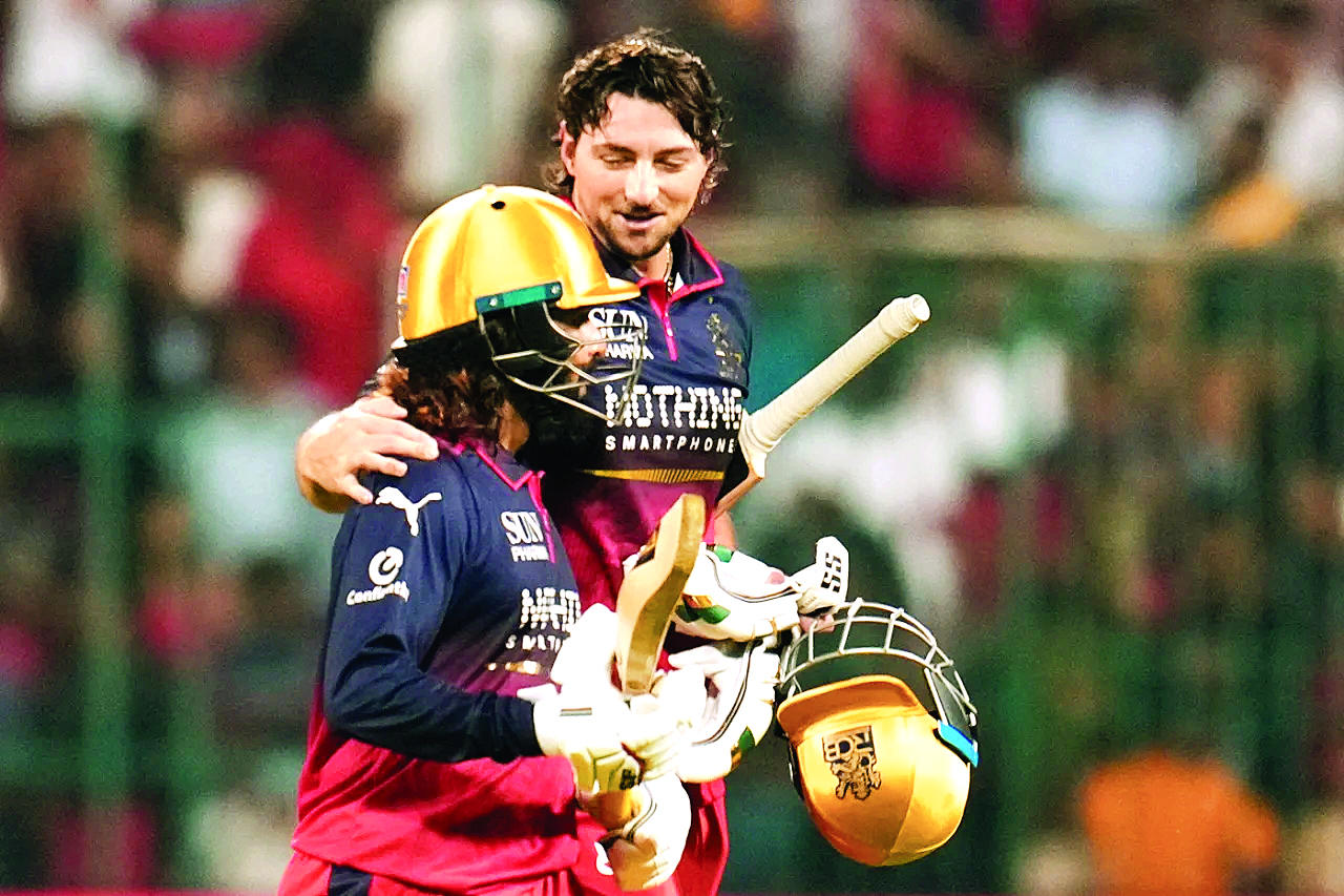 टिम डेविड-रजत पाटीदार ने लगाई छक्कों की झड़ी, रॉयल चैलेंजर्स बेंगलुरु ने चेन्नई सुपर किंग्स को 43 रनों से हराया