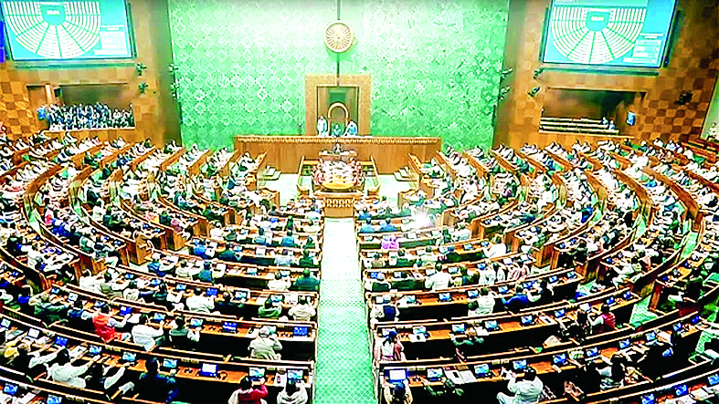 महिला आरक्षण और परिसीमन बिल- पास होगा विधेयक या हंगामे की भेंट चढ़ेगा संसद का सत्र?