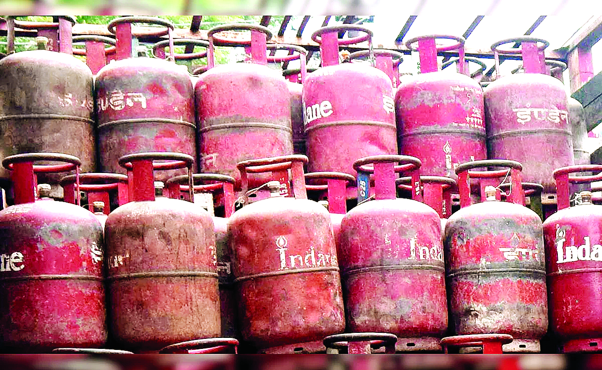 पश्चिम एशिया संकट के कारण भारत एलपीजी खरीद रहा, घरेलू मांग पूरी करने को अमेरिका से भी करार