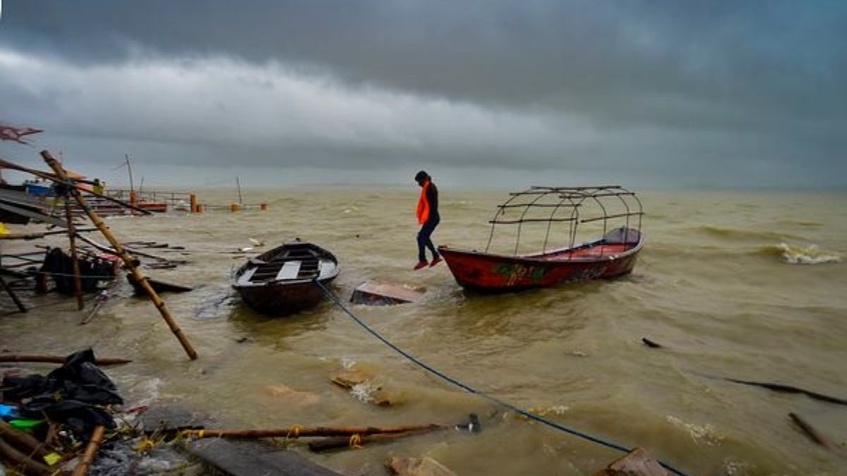देश में 21 नदियां बाढ़ की चपेट में, जिनमें नौ बिहार, आठ उत्तर प्रदेश और दिल्ली, जम्मू-कश्मीर की एक